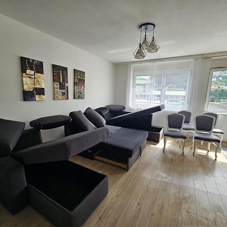 Spacious And Modern Apartment In Town Center Konjic Εξωτερικό φωτογραφία