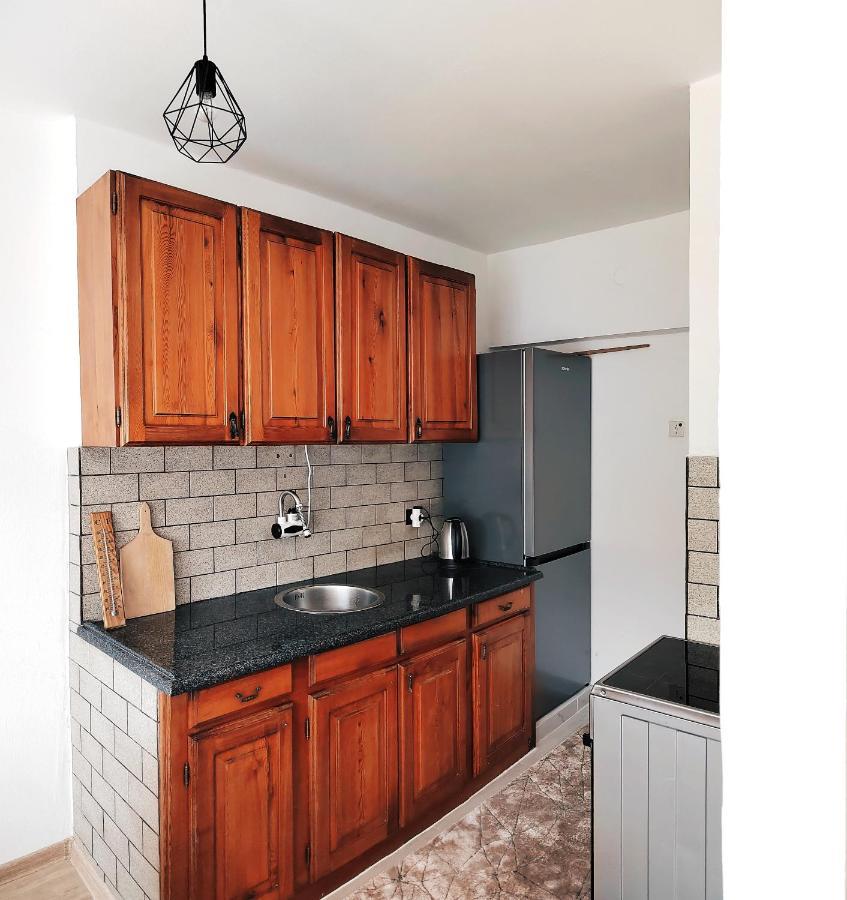 Spacious And Modern Apartment In Town Center Konjic Εξωτερικό φωτογραφία