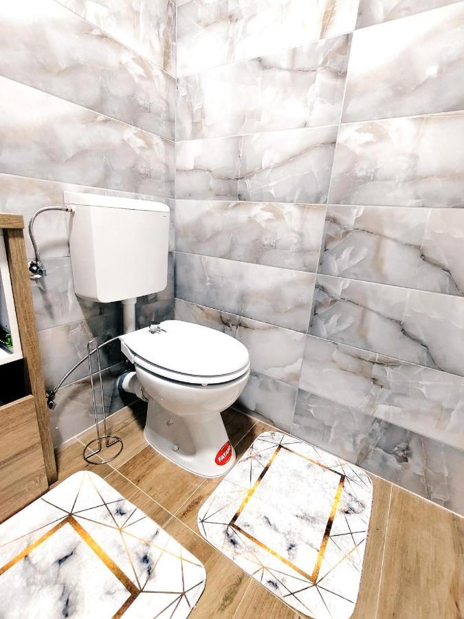 Spacious And Modern Apartment In Town Center Konjic Εξωτερικό φωτογραφία