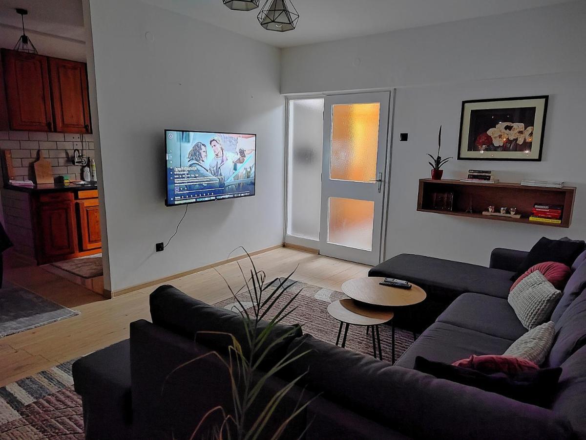 Spacious And Modern Apartment In Town Center Konjic Εξωτερικό φωτογραφία