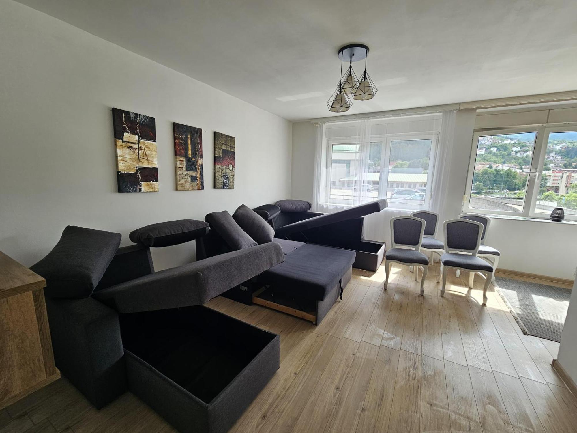 Spacious And Modern Apartment In Town Center Konjic Εξωτερικό φωτογραφία